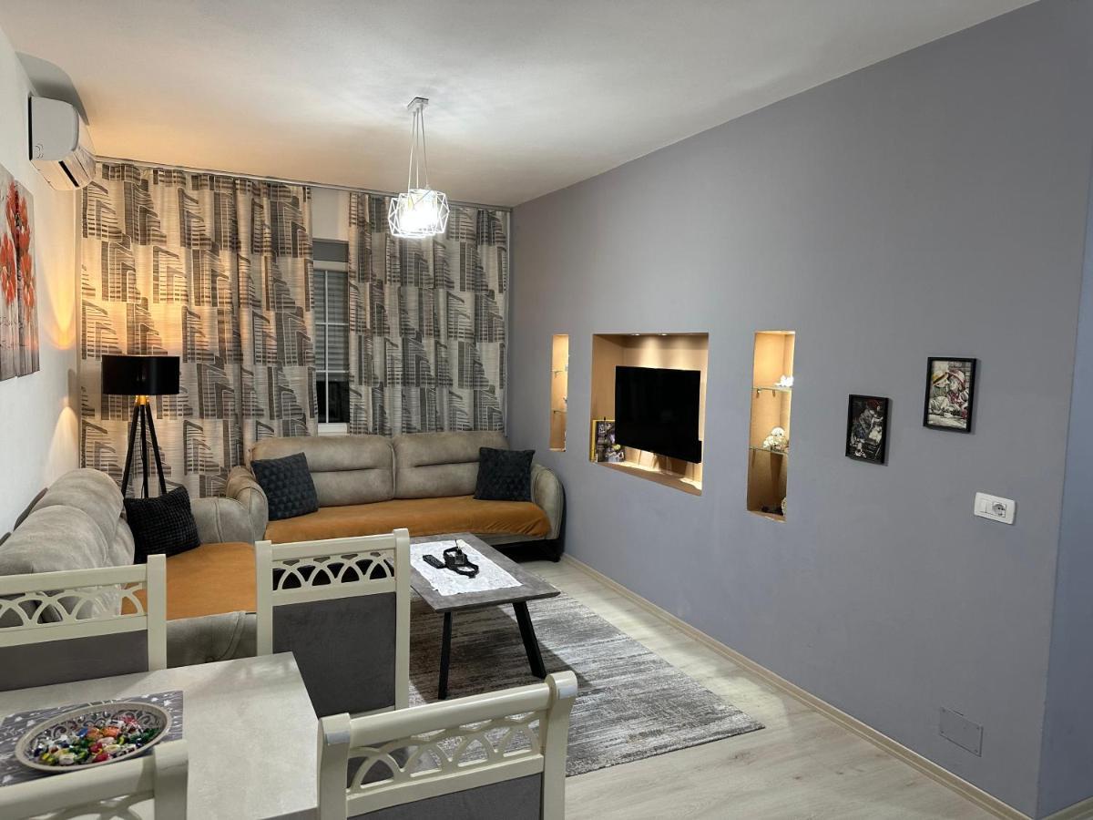 Grace'S Centre Apartment Szkodra Zewnętrze zdjęcie