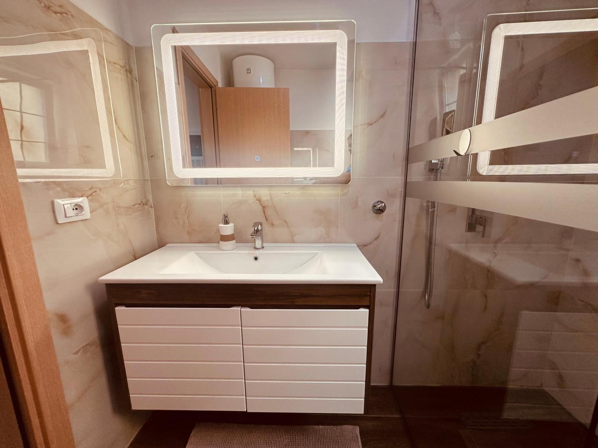 Grace'S Centre Apartment Szkodra Zewnętrze zdjęcie